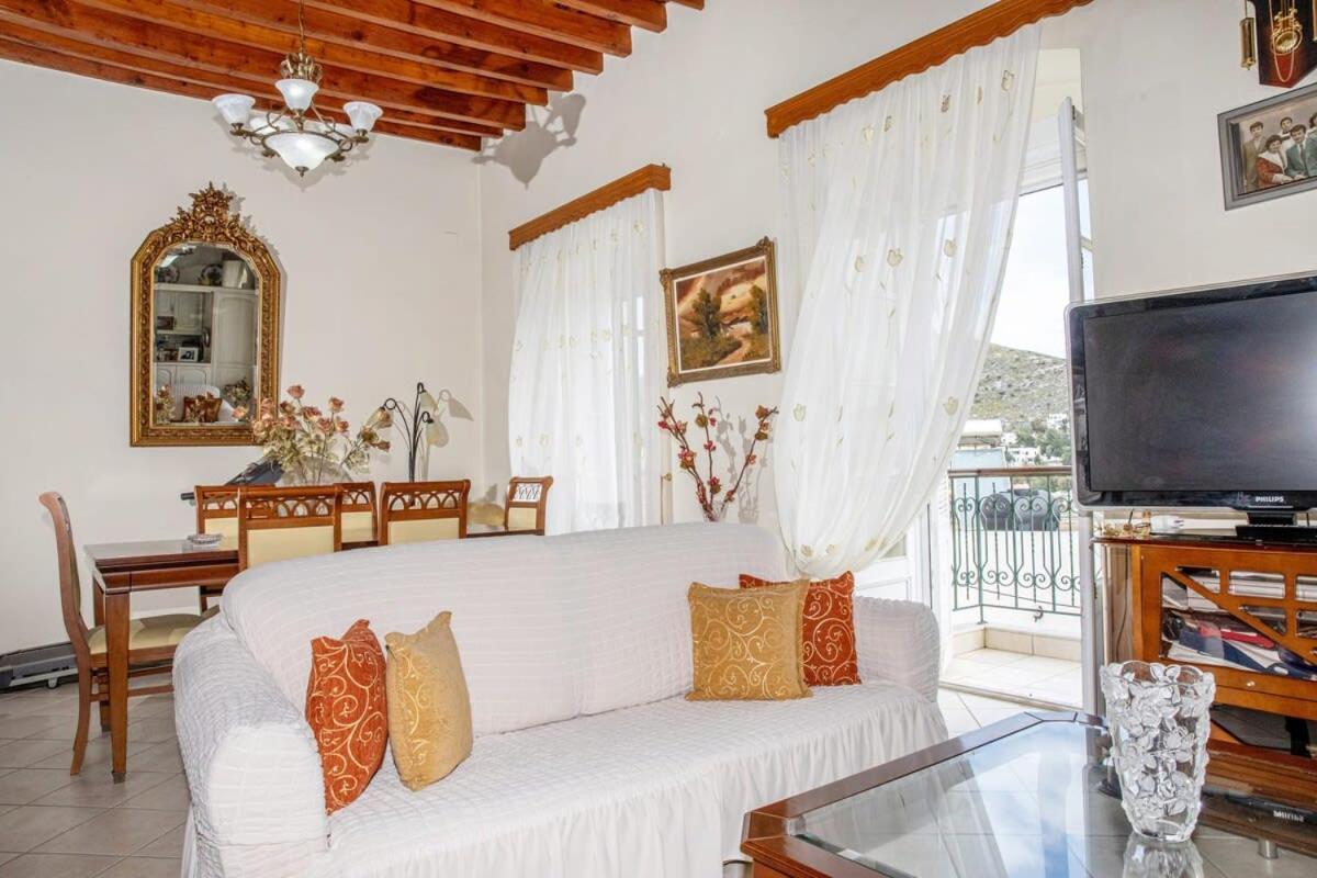 Neoclassical Splendor Unique Experience In Leros Panteli Exterior foto